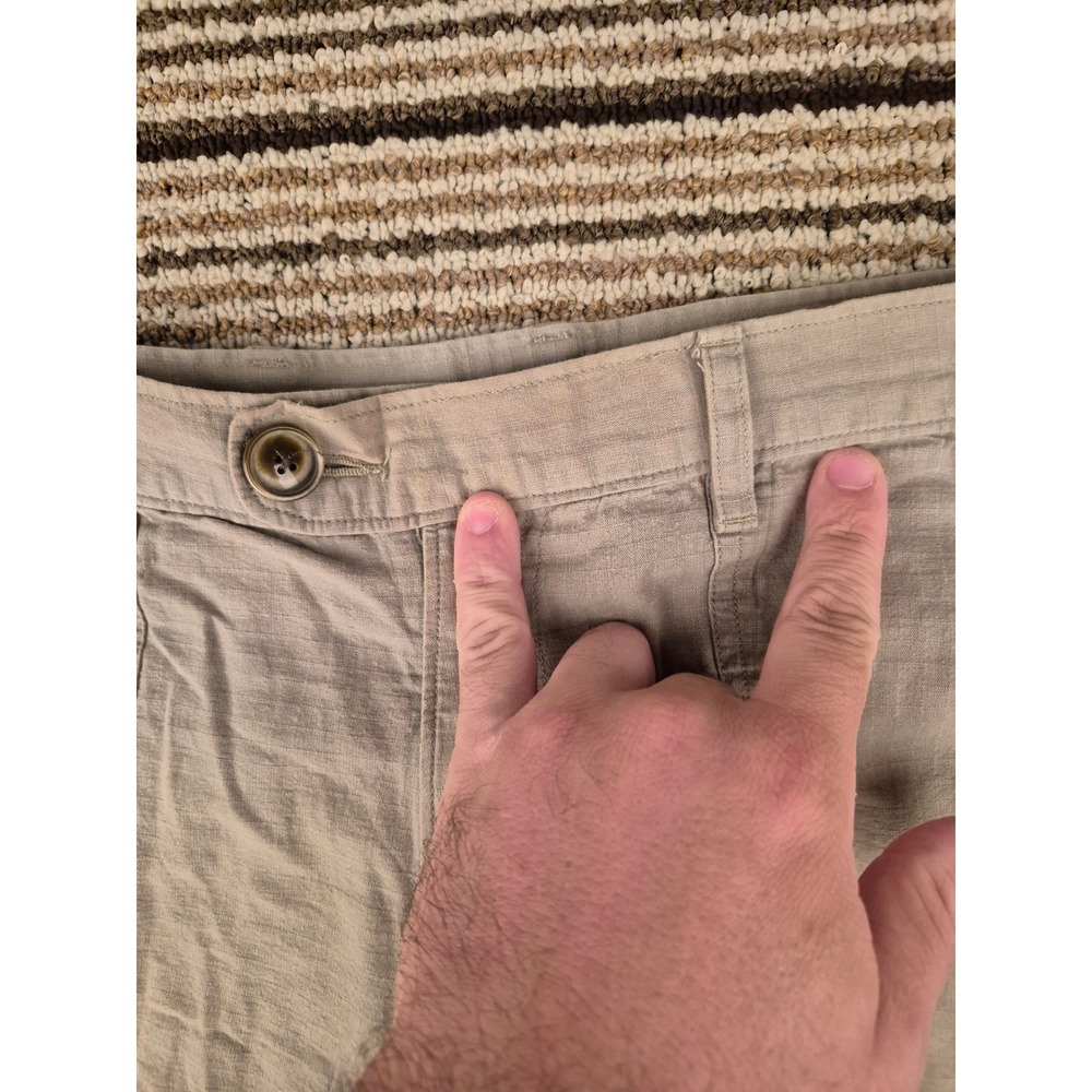 Corridor NY Mens Khaki Tan Cotton Flat Front Casual Shorts Patch Pockets Sz 33 - Picture 3 of 15